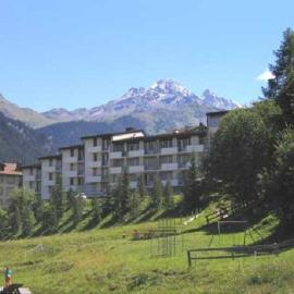 Reisport 27, hotel in Savognin