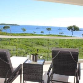 FULL TIME LIC Mgr - LUXURIOUS 3 BED 3 BATH OCEANFRONT SUITE - UPSCALE OCEANFRONT RESORT - INDOOR PICKLEBALL - SPEAKEASY!, hotell sihtkohas Key Largo