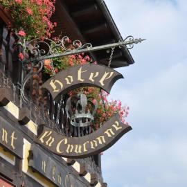 Hôtel-Restaurant A La Couronne, hotel di Kilstett