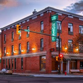 The Baker Hotel, hotel en Cranbrook