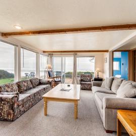 Best Lil Beach House, hotel in Lincoln Beach