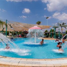 Maagan Eden Holiday Village, hotel en Maagan
