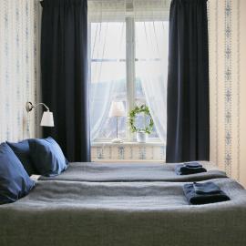 Polhem Bed & Breakfast, хотел в Фалун