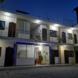 Puerto Triunfo में, होटल Hotel Paraiso Plaza