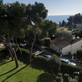 White Stones Beach In Sant Pol de Mar, hotel in San Pol de Mar