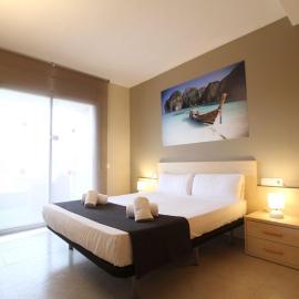 For a Stay Aqquaria Deluxe