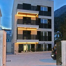 Magic Stone Apartments, hotel in Baška Voda