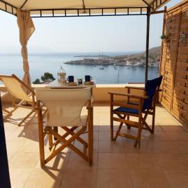 Marina Castellana Studios, hotel u gradu Halki