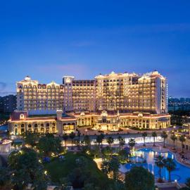 Radisson Blu Forest Manor Shanghai Hongqiao - Near NECC, hotel in Shanghai