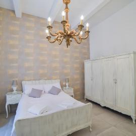 CA2- City Central Apartment by Vallettastay