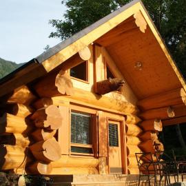 Porteau Cove Olympic Legacy Cabins, hotel in Furry Creek