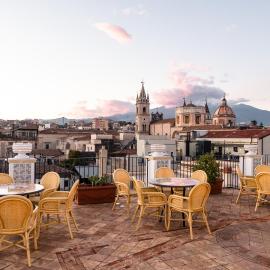 Raciti Palace, hotel sa Acireale