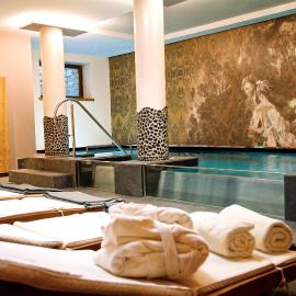 Albergo Caffe Centrale, hotel Mezzocoronában