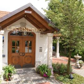 Hotel Lechnerhof Unterföhring, hotel em Munique