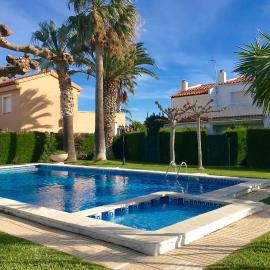 MEDDAYS CHALET EL SOL, hotel in Miami Platja
