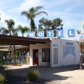Glossop Motel, hotel Winkie városában