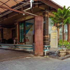 Segara Sadhu Inn Kuta by ecommerceloka, hotel in Kuta
