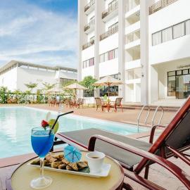Raia Hotel & Convention Centre Terengganu – hotel w mieście Kuala Terengganu