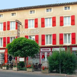 Logis Hôtel restaurant des Voyageurs、Saint-Paulienのホテル