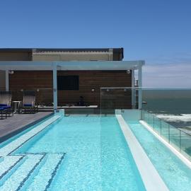 Blue Waters Hotel, hotel di Durban