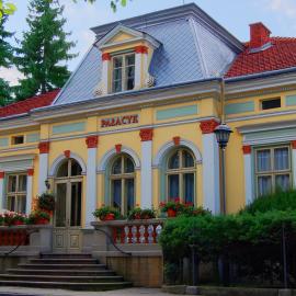 Pensjonat Pałacyk, hotelli kohteessa Łańcut
