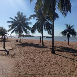 Apto Praia de Itapoã 2 qto c/ar