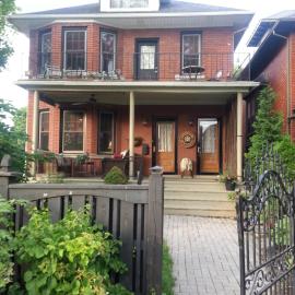A Hidden Gem Bed and Breakfast, hotelli kohteessa Windsor