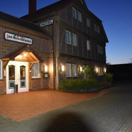 Hotel zum Gesundbrunnen, hotel en Bad Zwischenahn