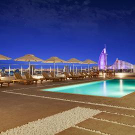 The District Hotel, Jumeirah Dubai, hotel in Dubai