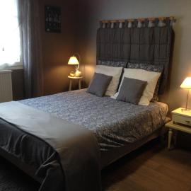 Chambre d'Hôtes Hola, Hotel in Laval