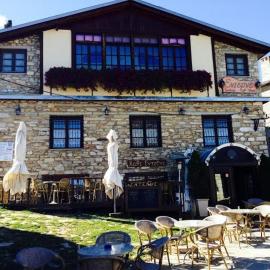 Guesthouse Enterne, hotel v destinaci Nymfeo
