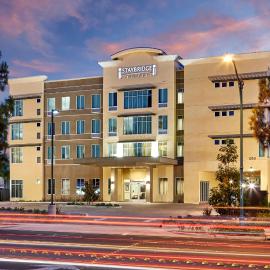 Staybridge Suites Anaheim At The Park by IHG, Hotel in Anaheim