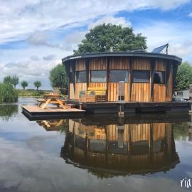 Dobberhuisje, Hotel in Nieuwkoop