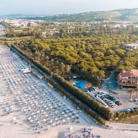 Salinello Village, hotell i Tortoreto Lido