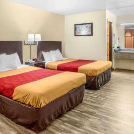 Econo Lodge near Missouri University of Science and Technology, hotel Rollában