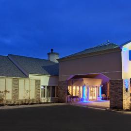 Holiday Inn Express Hotel & Suites Pittsburgh Airport by IHG, hotel a Robinson Township