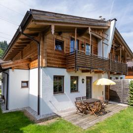 Alpenchalets Flachauer Gutshof, hotel u Flachauu