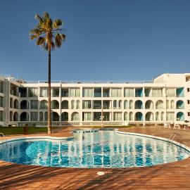 Ebano Hotel Apartments & Spa, hotel in Playa d'en Bossa