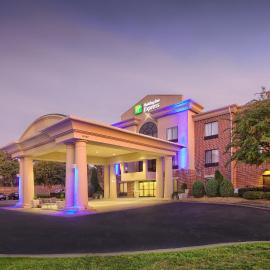 Holiday Inn Express Hotel & Suites Wake Forest - Raleigh North by IHG, hotell i Wake Forest