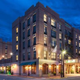 Holiday Inn Savannah Historic District by IHG, hotel u gradu Savana