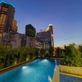 Y2 Residence Hotel Managed by HII, hotel a Manila