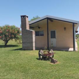 Cabañas San Jorge, hotel in Termas del Daymán