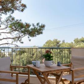 Alexandros Maisonettes & Apartments
