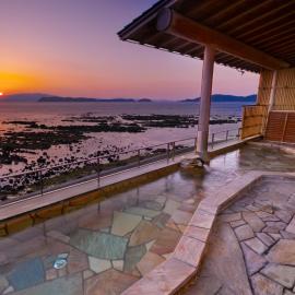 Wakayama Kada Onsen Kada Kaigetsu (ex. Azumaya Seaside Hotel), hotel em Wakayama