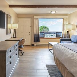 Gold Beach Inn โรงแรมในโกลด์บีช