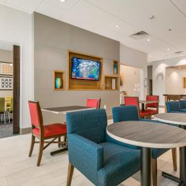 Holiday Inn Express & Suites - Carrollton West by IHG, khách sạn ở Carrollton