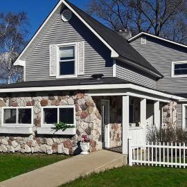 Elegant Stone Cottage: Steps to Crystal Lake Beach