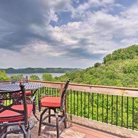 Lake-View Silver Point Condo by Hurricane Marina!, hotel a Silver Point