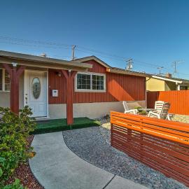 Pet-Friendly Santa Clara Home: 6 Mi to San Jose!