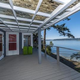 'The Nest' Gorgeous Waterfront La Conner Getaway!, hotel a La Conner